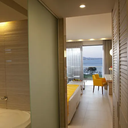 Hotell Port Royal & Kolymbia
