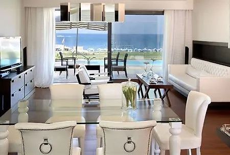 Port Royal & Hotel *